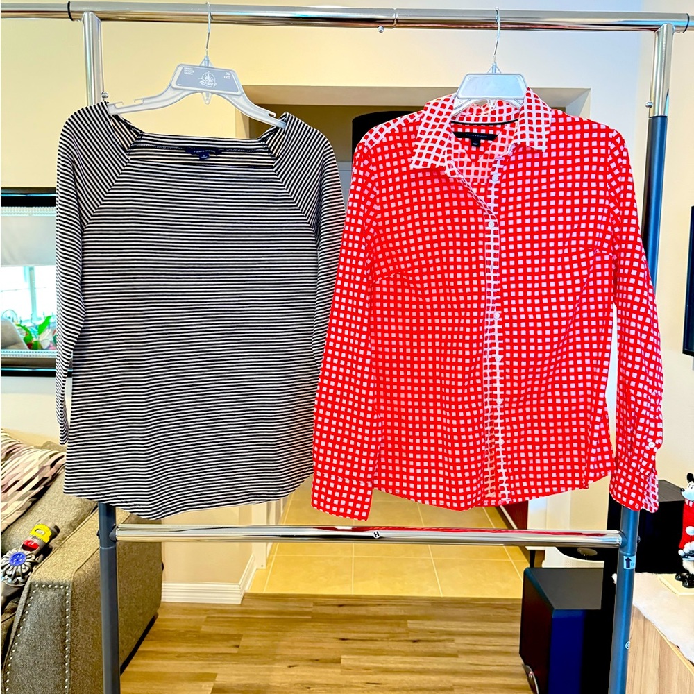 Tommy Hilfiger Women’s Lot of 2 Button up Long Sleeve Size Medium